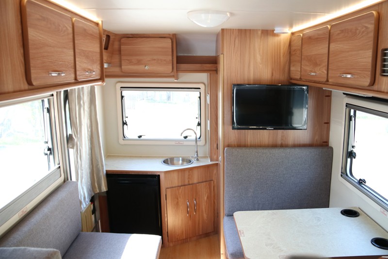 2米大床的房車，真的挺好