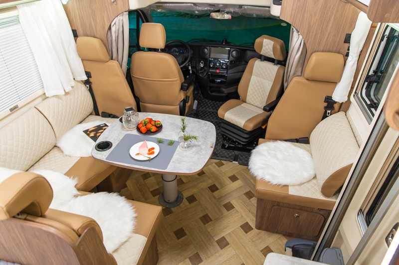 品質(zhì)、安全、舒適、空間，這款房車沒得挑