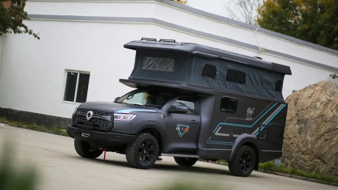 無懼限高,自由穿行,升頂炮讓您實現開著房車去越野! 無懼限高,自由穿行,升頂炮讓您實現開著房車去越野!